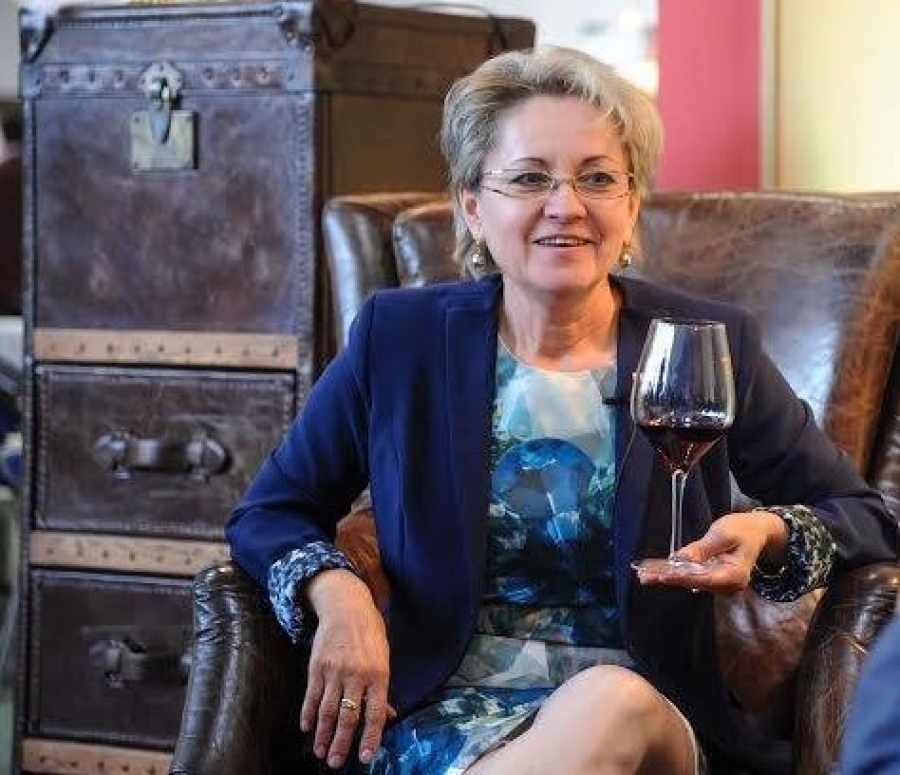 Lucia Pîrvu a plecat să deguste vinul într-o lume mai bună