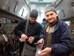 Video: Florin Dumitru și Ionuț Lupu vorbesc despre Controlul Oficial al Producției de lapte din ferma Agroind Focșani