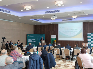 Prioritățile agriculturii, dezbătute de fermieri și autorități la conferința organizată de Clubul Fermierilor Români în centrul țării