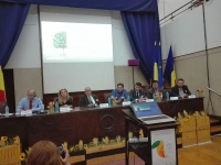Lovitură dată de EFSA producătorilor de neonicotinoide. Fermierii și albinarii, pe poziții diferite