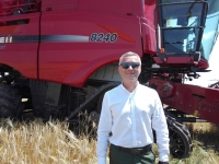 Cu combina șenilată prin bălțile din tarlale! Un producător agricol și-a făcut cruce: „E un dar dumnezeiesc!” (Stanson, Case IH)