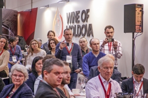 Asociația Micilor Producători de Vin din Moldova. Dosar „Exemple”