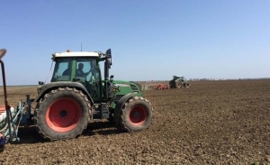 Holde Agri Invest achiziționează Agromixt Buciumeni și ajunge la 7.000 ha exploatate