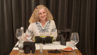 Veronica Gheorghiu: „Enologul este ca un bijutier care șlefuiește un diamant.”